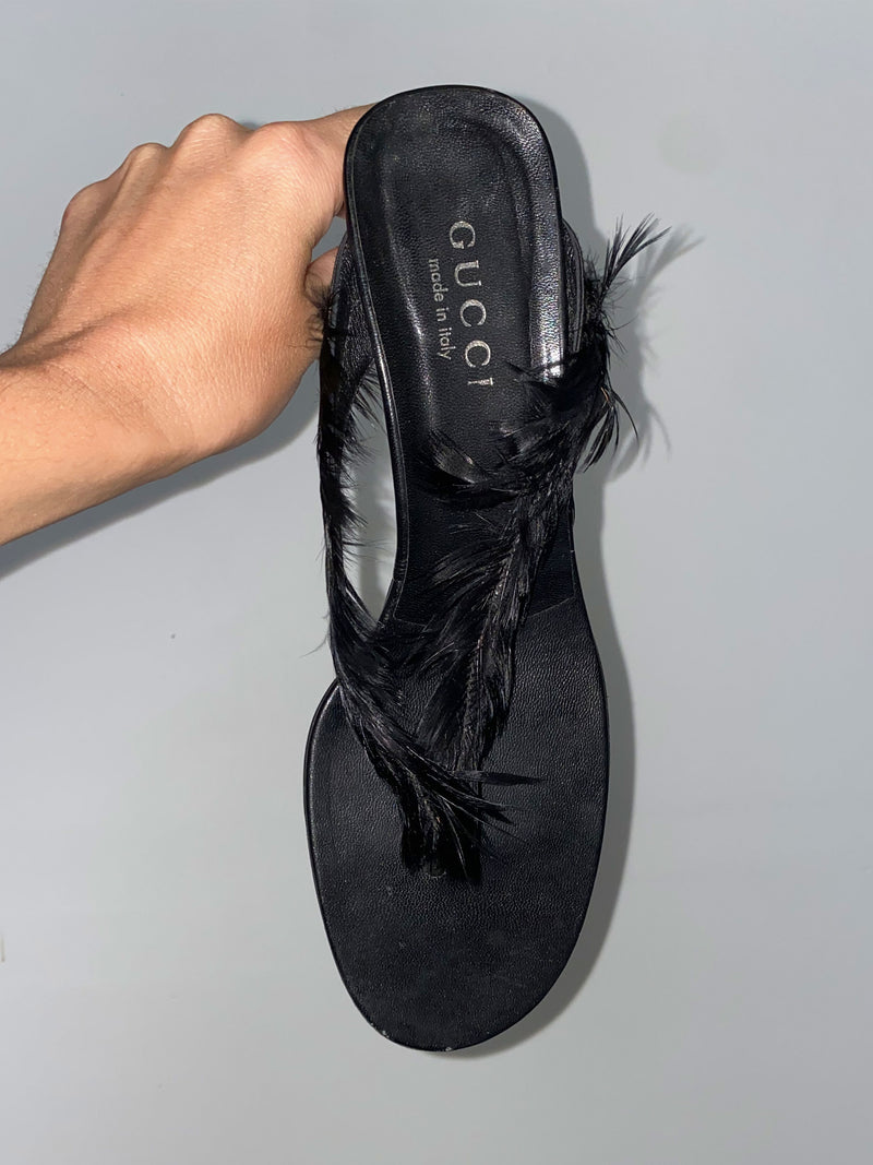 TOM FORD GUCCI FEATHER SANDALS